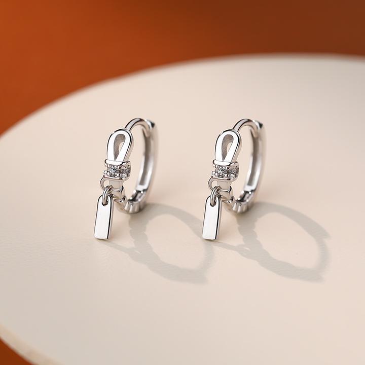 925银合成锆石耳饰 S925纯银方片耳扣女小众设计精致时尚个性百搭
