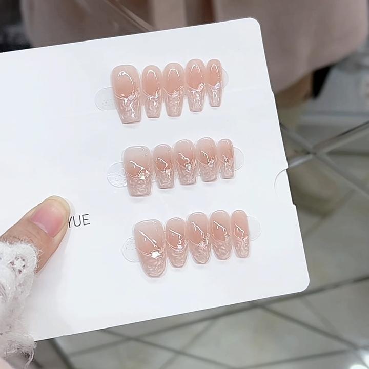 纯手工光疗穿戴甲奶芙芙批发成品重复使用美甲贴片