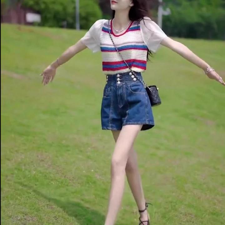 韩版条纹撞色时尚拼接蕾丝袖针织上衣女夏季高腰百搭牛仔短裤套装