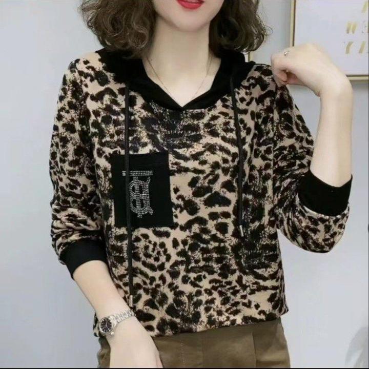 套头轻职风长袖常规连帽豹纹卫衣上衣春秋休闲大码女装印花小香风