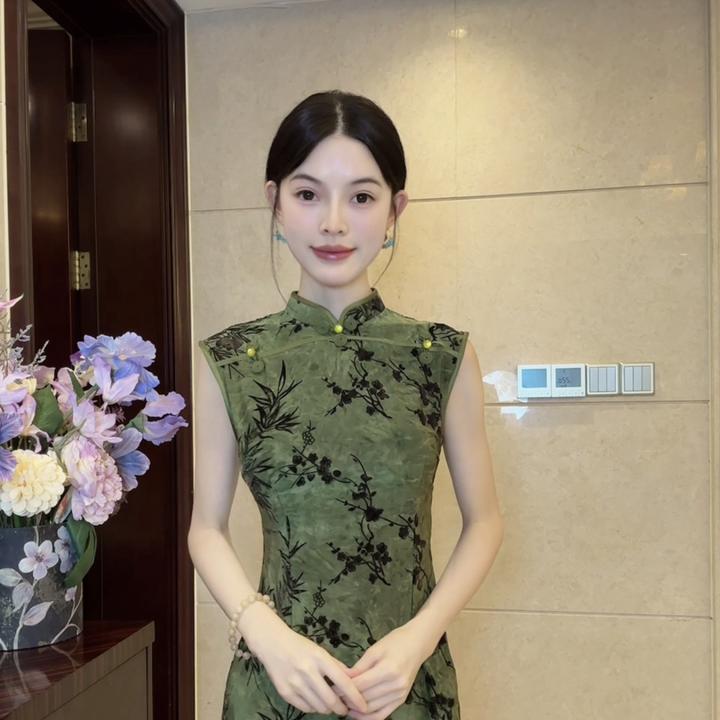 球球夫人丨藤蔓120cm绿色一字襟无袖弹力民国大小姐年轻少女旗袍