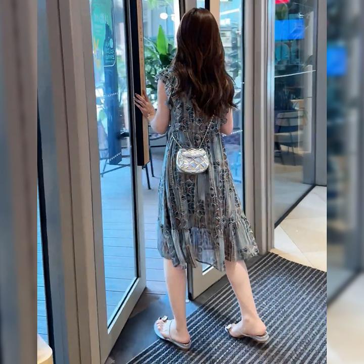 2025新款气质高级感简单大方的小个子碎花连衣裙女夏