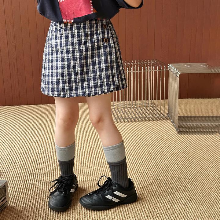 【夏季薄款】女童设计感泡泡棉短裤儿童复古洋气格子半身裙裤25E047