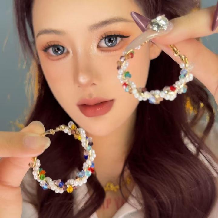 合金耳饰 百搭新款撞色缠绕耳圈女款小众设计夸张耳环彩色多