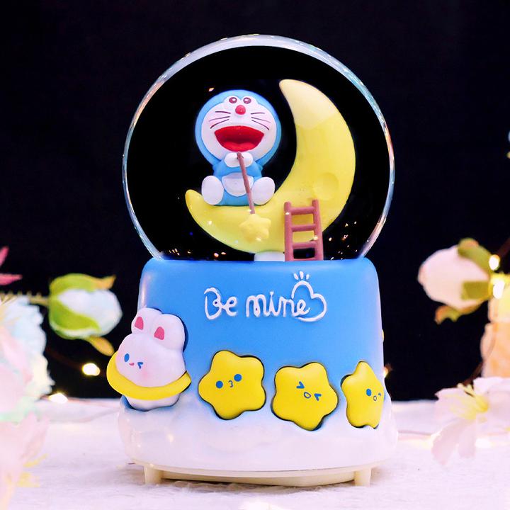 新款梦幻多彩蛋糕情侣水晶球结婚小礼品旋转八音盒小摆件厂家直销