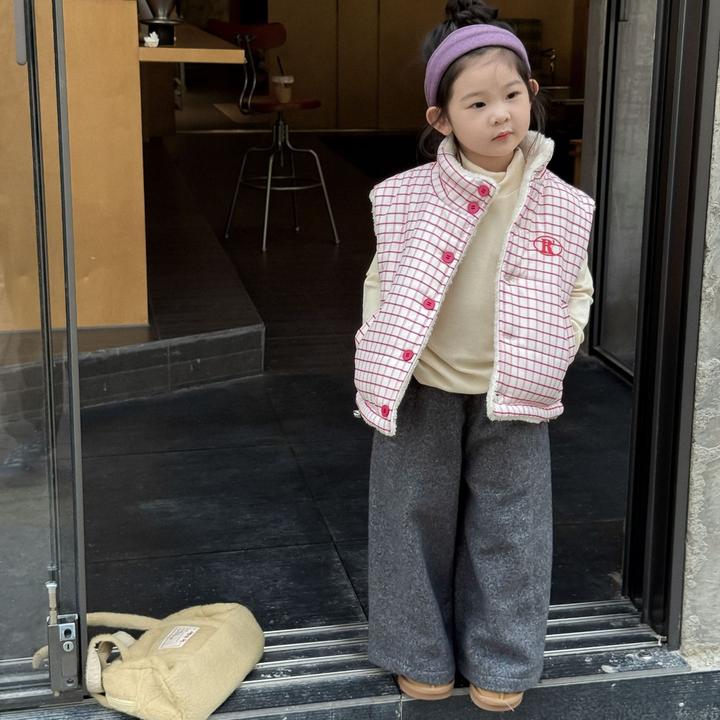 甜小七2025冬季新款女童韩版时尚两面穿格子棉马甲呢子长裤套装