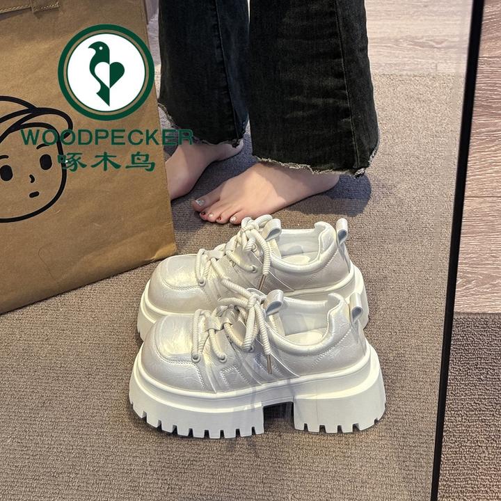 啄木鸟2025春季新款厚底休闲小皮鞋女时尚增高英伦风百搭乐福鞋