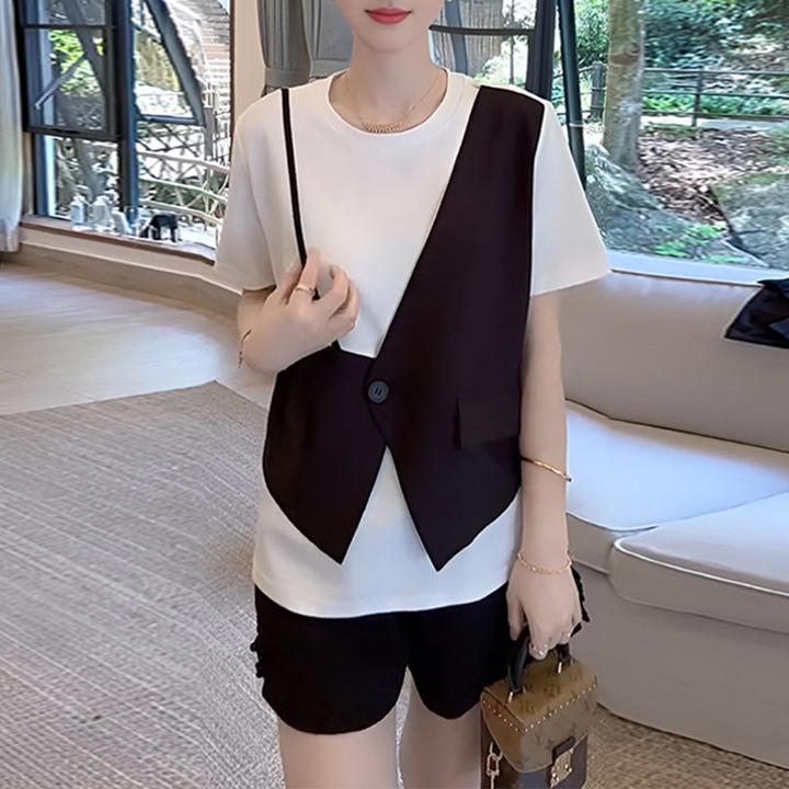 2025夏季设计感时尚假两件拼接马甲短袖T恤女百搭黑色短裤两件套