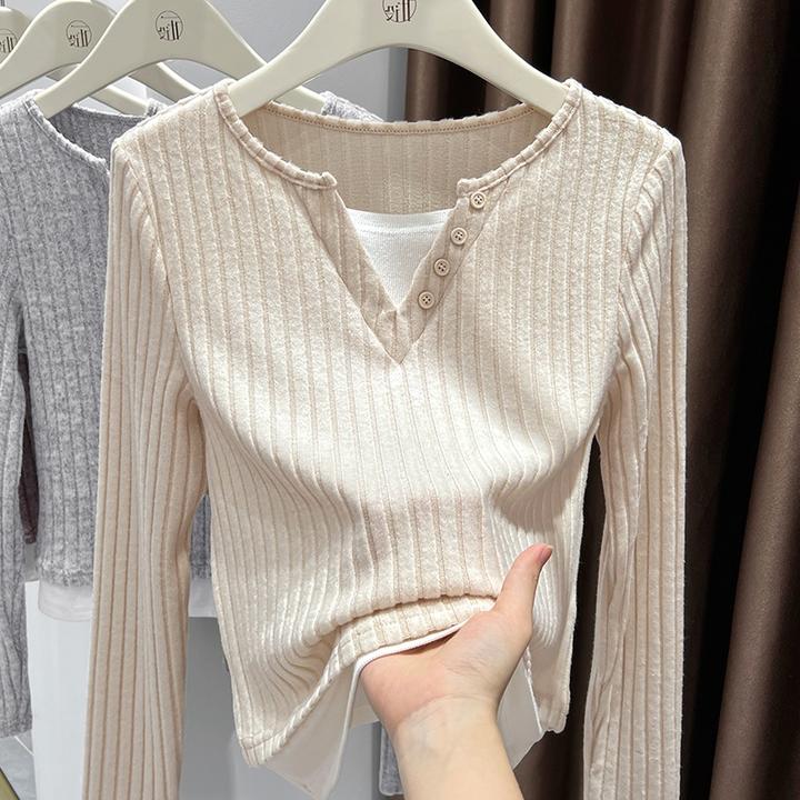 时髦洋气纯欲风V领撞色别致长袖针织衫2025秋季保暖亲肤内搭上衣