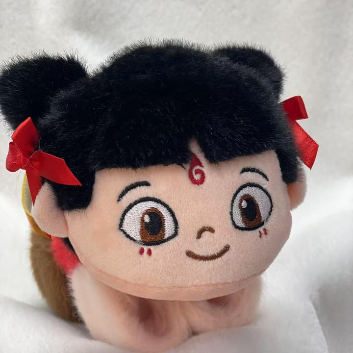 卡通哪吒啪啪圈熬丙玩偶手环公仔毛绒玩具可爱女生儿童手腕小手圈