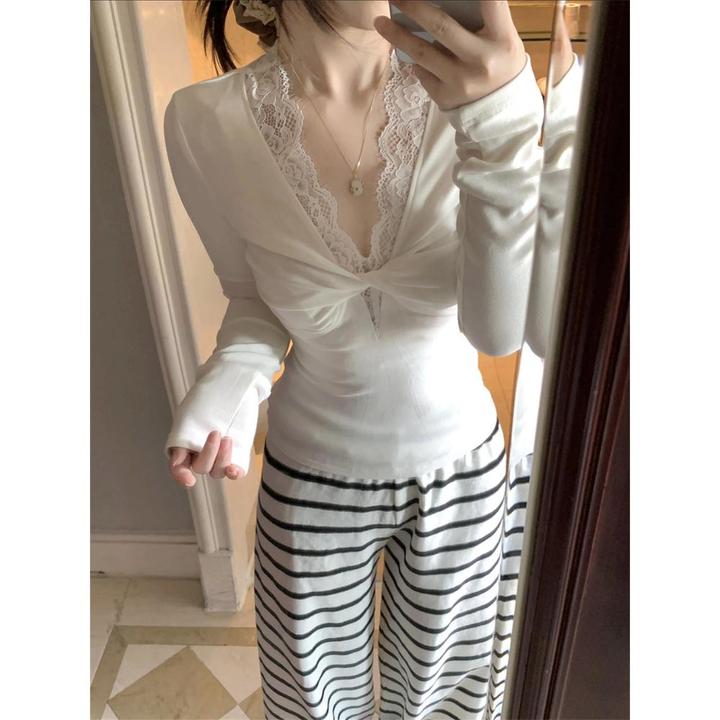 莲叶蕾丝拼接领长袖女秋季修身扭结白色内搭打底上