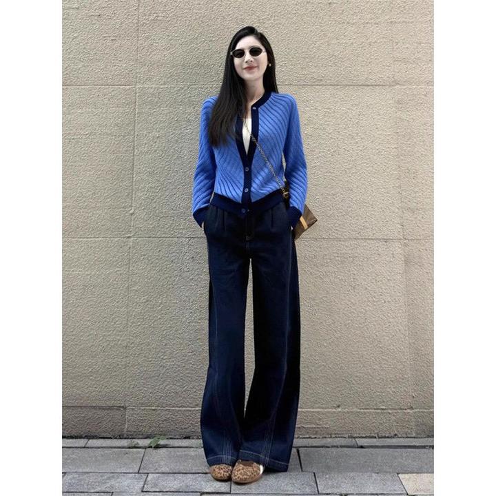 早秋韩系氛围感穿搭别致独特超好看外搭开衫小众不撞款蓝色针织衫