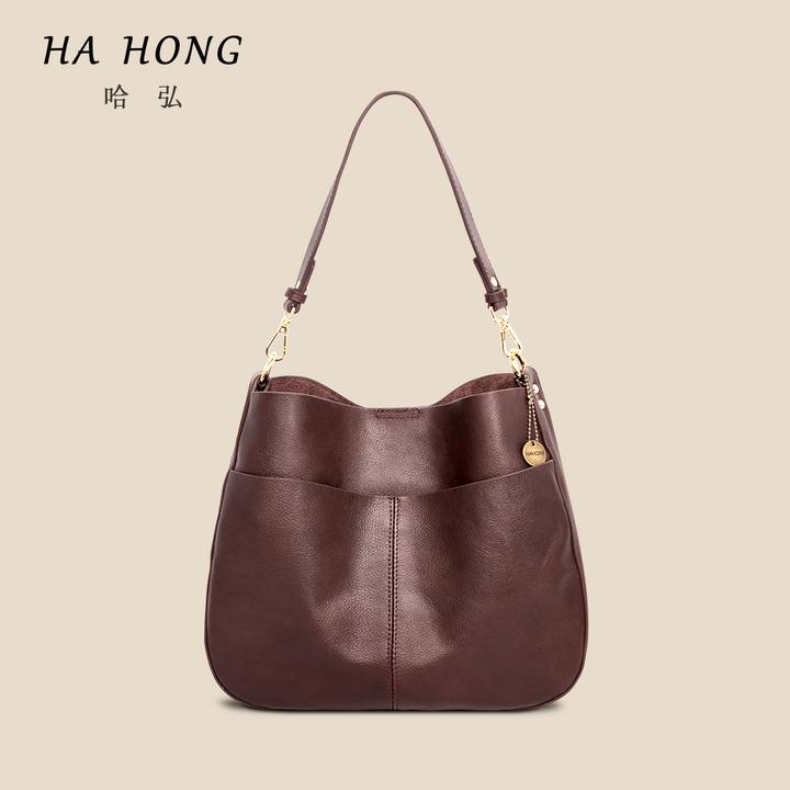 新款软皮高级感百搭小众设计单肩水桶包气质圆托特通勤斜挎手提