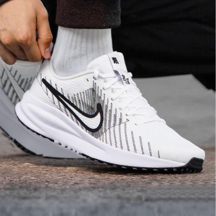 NIKE耐克正品男鞋2025夏季新款网面透气跑步鞋减震运动鞋HM9594