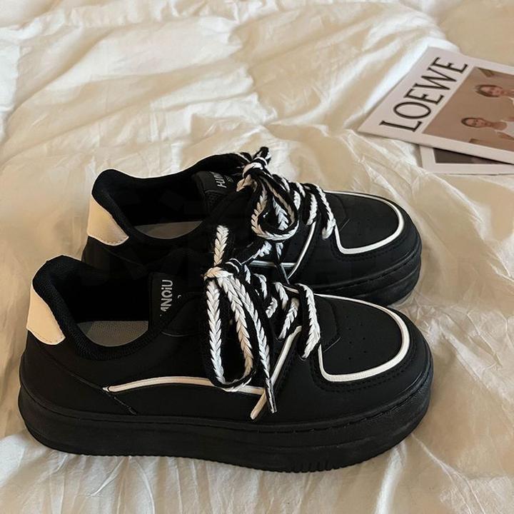 小黑鞋子女春秋2025新款显小百搭大头鞋韩版厚底增高板鞋ins潮鞋