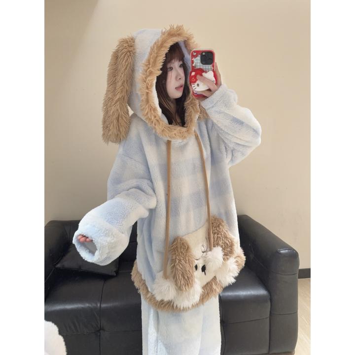 可爱毛绒小狗连帽珊瑚绒睡衣女秋冬新款加厚保暖家居服套装可外穿