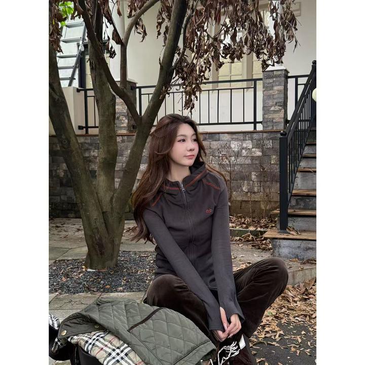 BOXUE“念归期”2025秋冬高级感连帽明线轻奢 外套#250917W4933