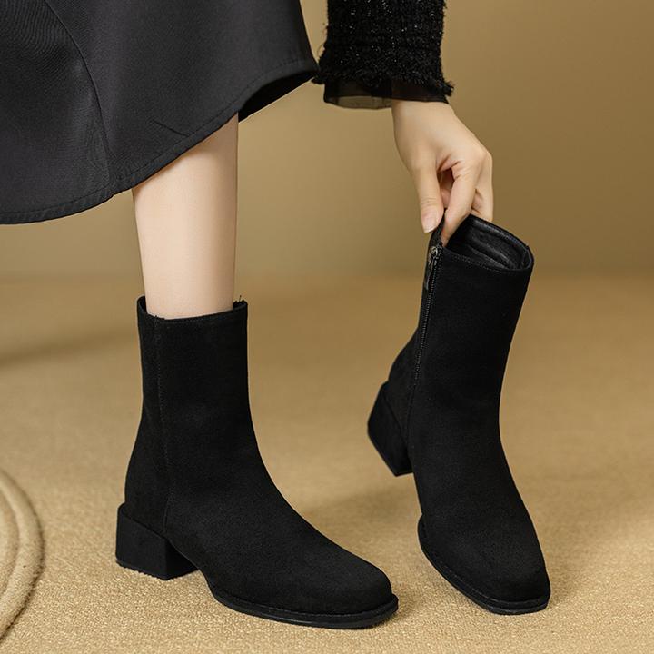 2025秋冬新款英伦风磨砂时尚短靴女中筒复古时装靴圆头中跟瘦瘦靴