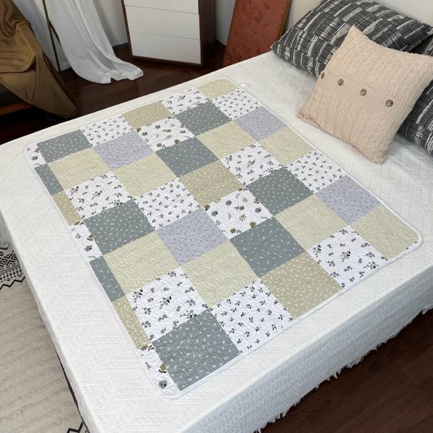 纯棉小尺寸床盖绗缝夹棉隔脏垫防汗防油小垫子空调毯子100x150