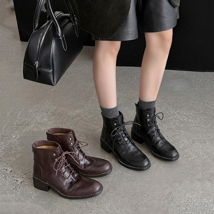 2025秋冬新款学院风英伦马丁靴女系带粗跟百搭时尚中跟后拉链短靴