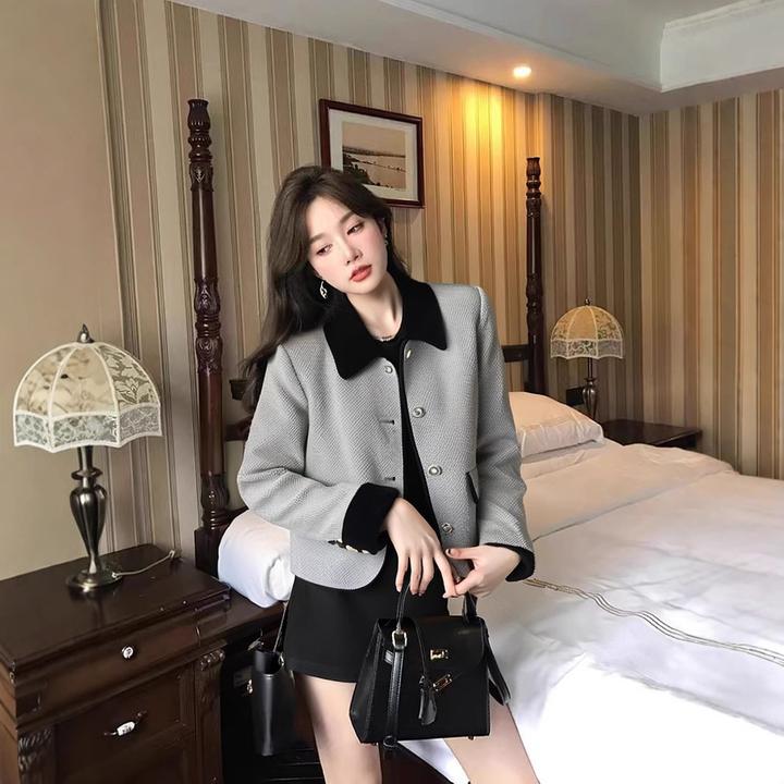 秋冬高级感法式气质小香风丝绒翻领粗花呢时尚百搭洋气经典外套女