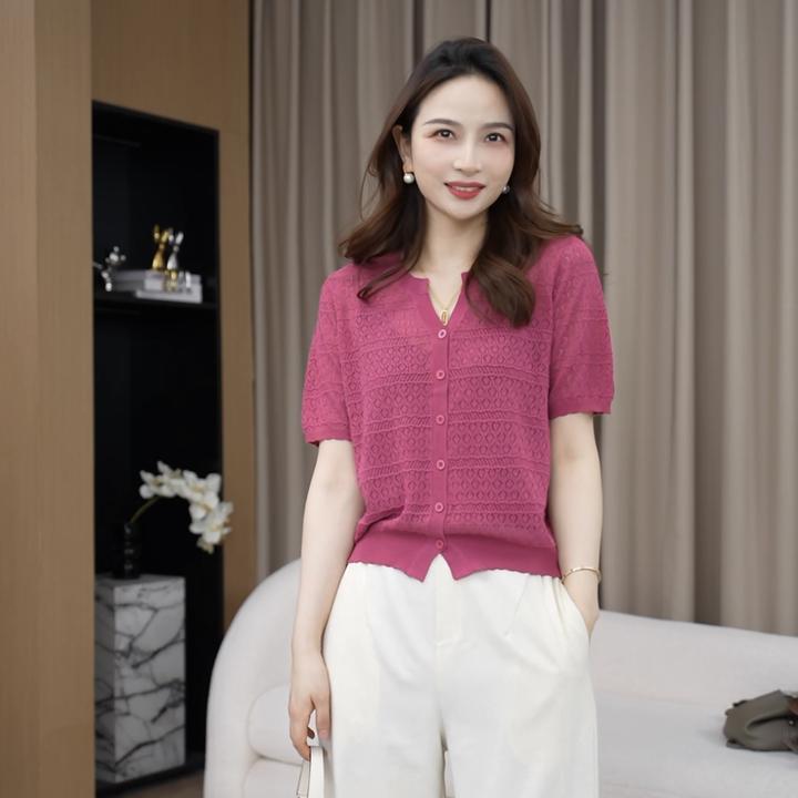 2025年夏季新款剪刀领单排扣亚麻镂空短袖针织开衫女上衣H7-85