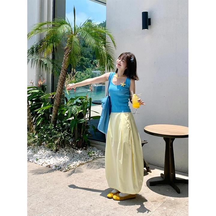 出游服装女海边度假风套装蓝色U领修身背心女高腰法式长裙半身裙