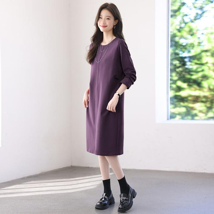 轻熟风洋气长袖连衣裙女2025秋装新款宽松遮肉阔太太纯色中长裙子