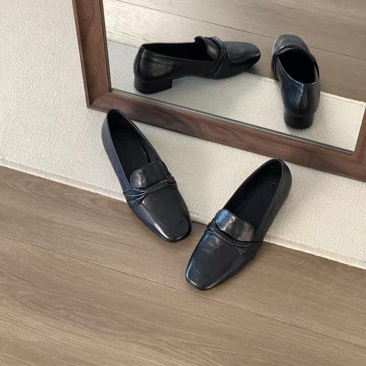 HUSSLOVE 头层牛皮·跟高2.5CM·极简职业风秋季方头一脚蹬单鞋