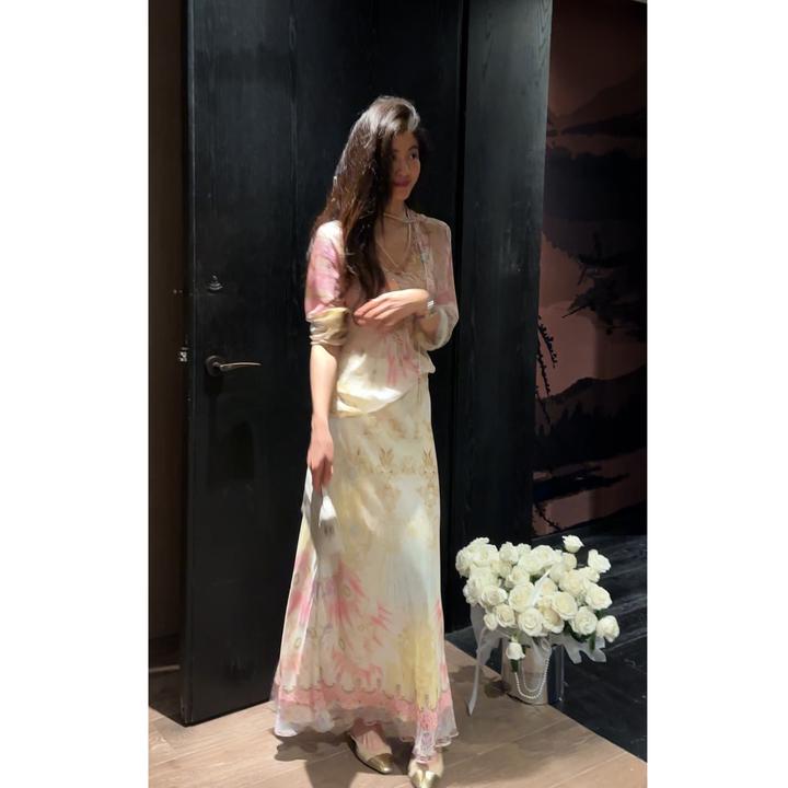 N.COU妮蔻25夏新款独特设计感V领印花扎染上衣半裙套装DY78989