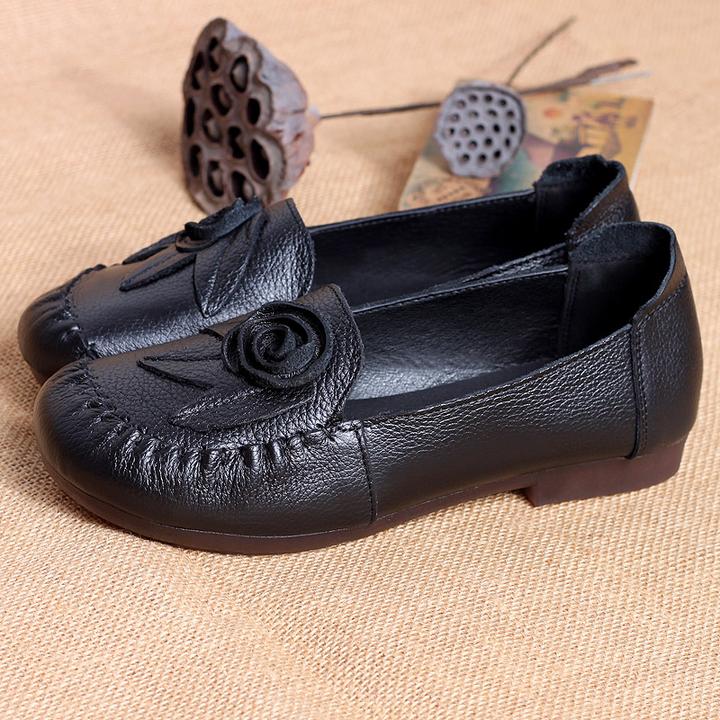 真皮妈妈鞋舒适软底单鞋春秋季女防滑中老年牛皮鞋浅口复古奶奶鞋
