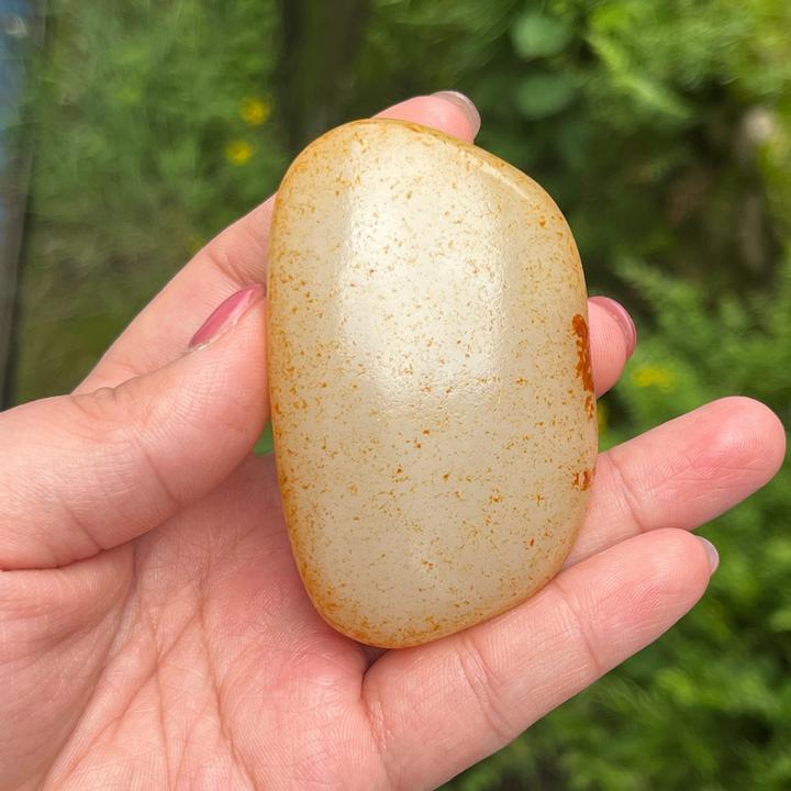 【底价已开价 不议价】127克和田玉洒红皮手把件图文113