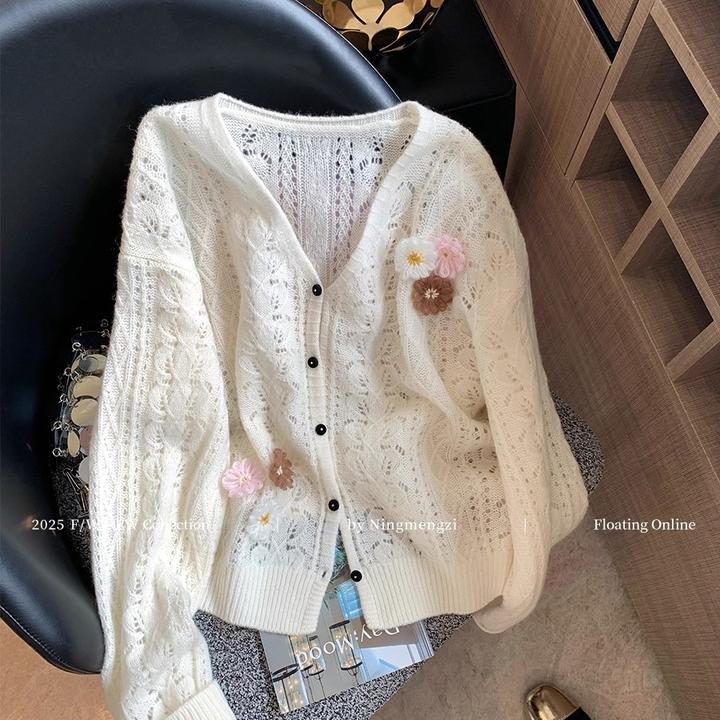 韩系设计感手工钩花镂空针织开衫女2025早秋新款温柔减龄显瘦毛衣