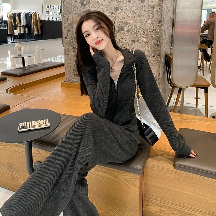 春秋款纯欲懒惰风女装套装韩版时尚休闲针织绒质运动设计感两件套