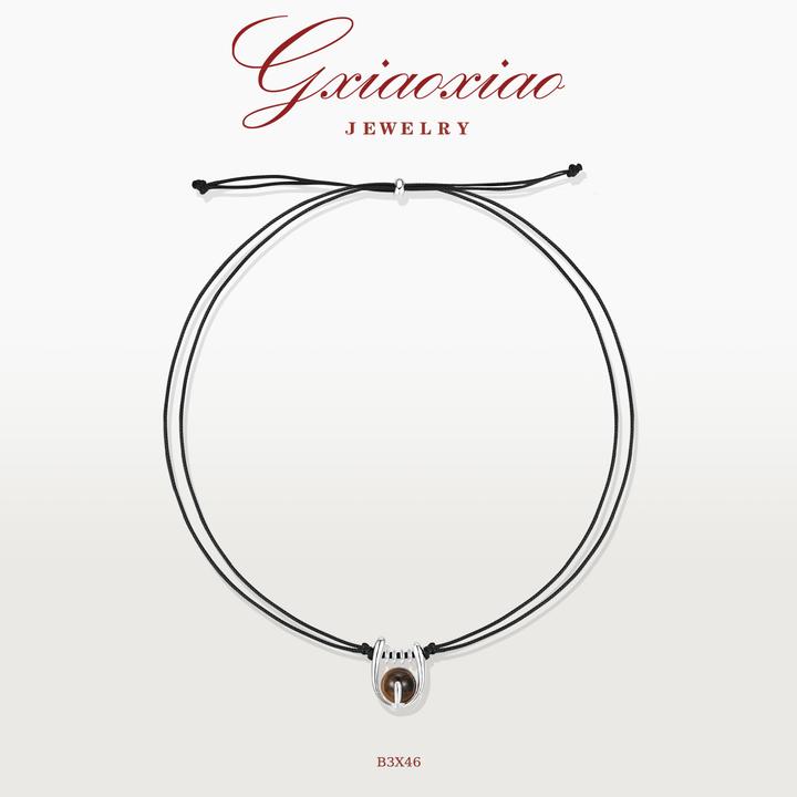 G XIAOXIAO 气质时尚百搭美拉德吊坠锁骨项链 B3X46新年礼物