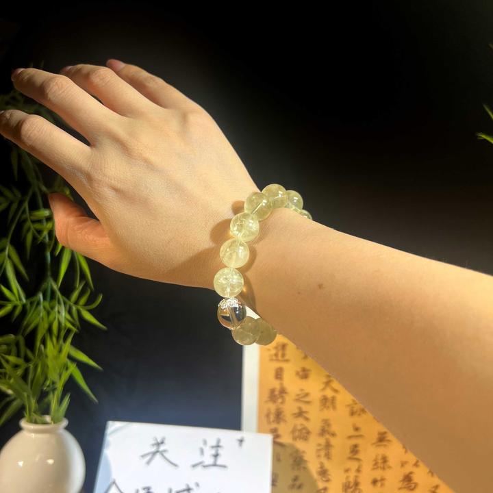 柠檬黄水晶手串夏日爆闪设计款（13-14mm）