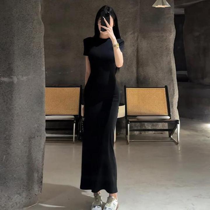 法式小个子黑色短袖连衣裙子女夏季2025新款气质修身掐腰包臀长裙