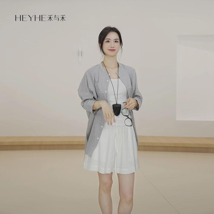 小禾【向云端】天丝棉混纺色织条纹泡泡肌理感宽松七分袖衬衫