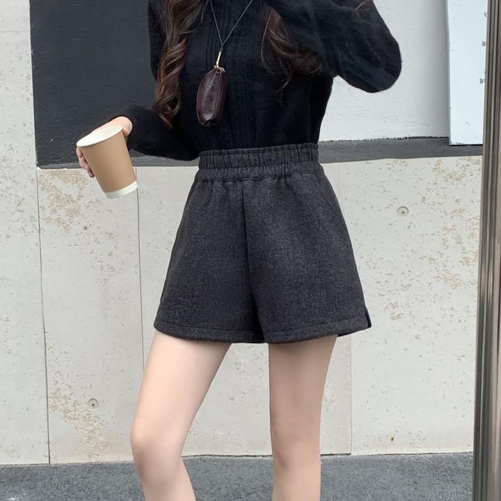 灰色加绒毛呢短裤女秋冬款外穿2025年新款高腰显瘦阔腿裤打底靴裤