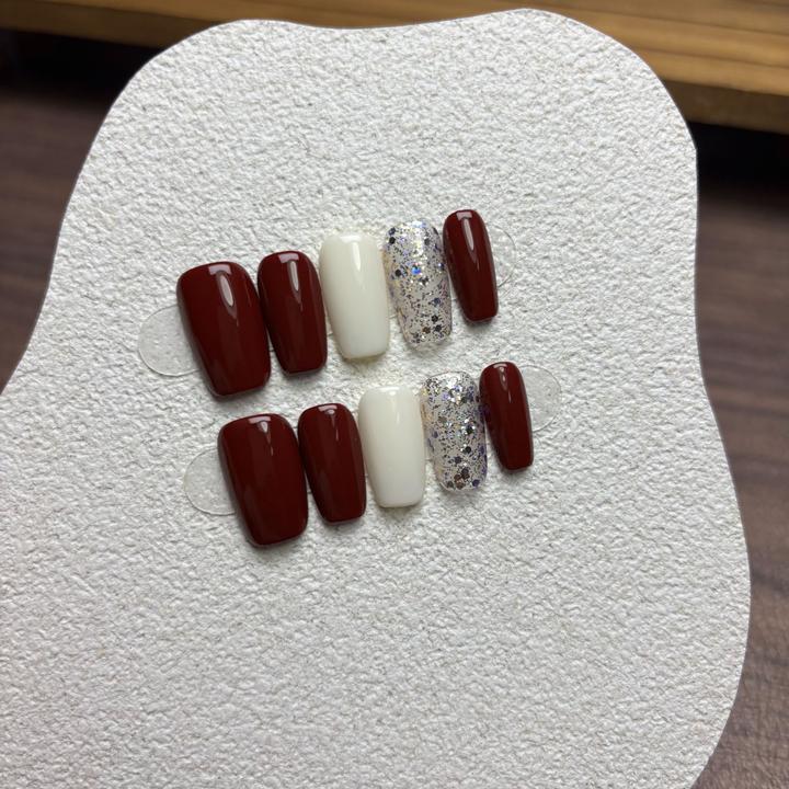 纯手工秋冬短款显白酒红跳色中短款ins风穿戴甲