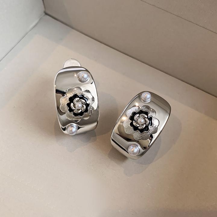 铜合金耳饰 欧美山茶花朵珐琅珍珠耳环女小众高级感耳钉复古耳饰