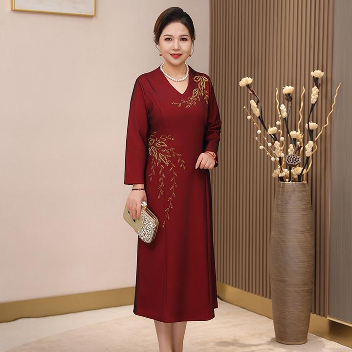 十月份喜婆婆服装洋气喜妈妈婚宴礼服高端轻奢高级感订婚连衣裙子