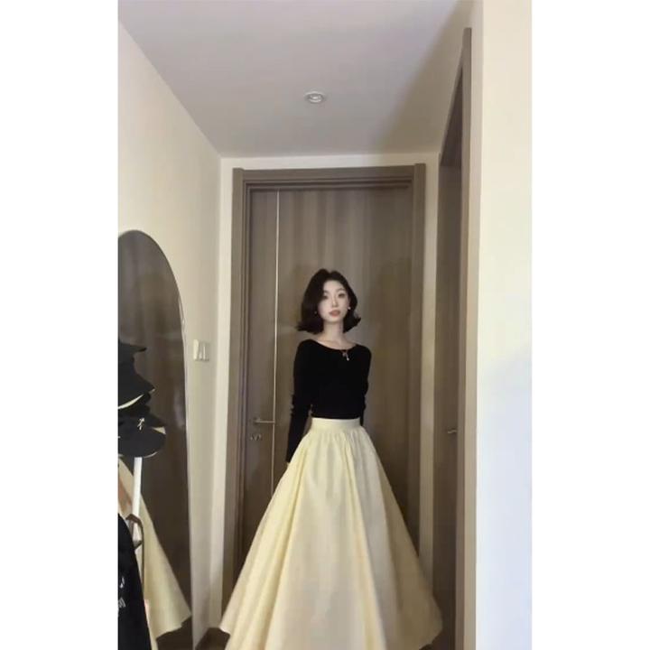 赫本风气质高级感简约修身长袖上衣秋冬新款高腰显瘦百搭大摆长裙