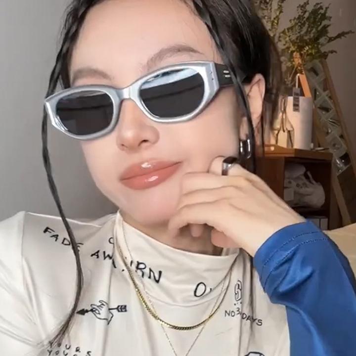 2025新款复古欧美风猫眼墨镜辣妹网红街拍银色框防紫外线太阳镜