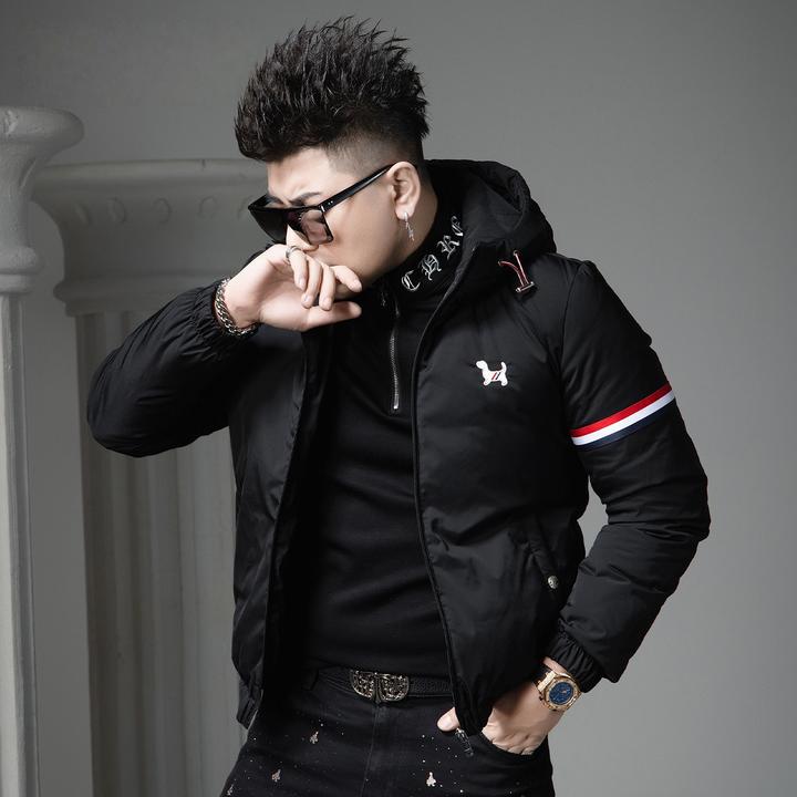 潮流高端连帽男士羽绒服2025冬季新款潮牌刺绣白鸭绒保暖防寒外套