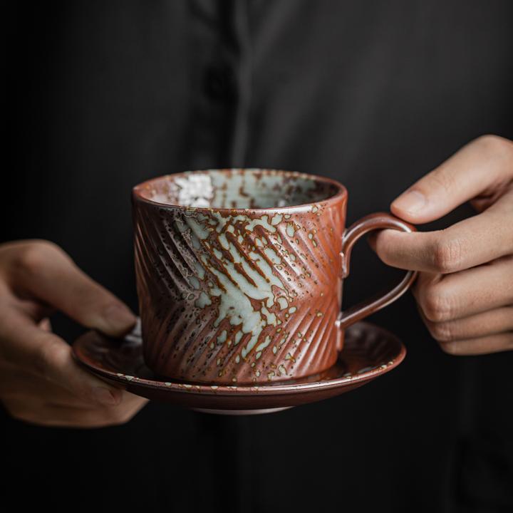 咖啡杯碟套装2025新款高级感的精致高颜值创意复古家用的陶瓷杯子