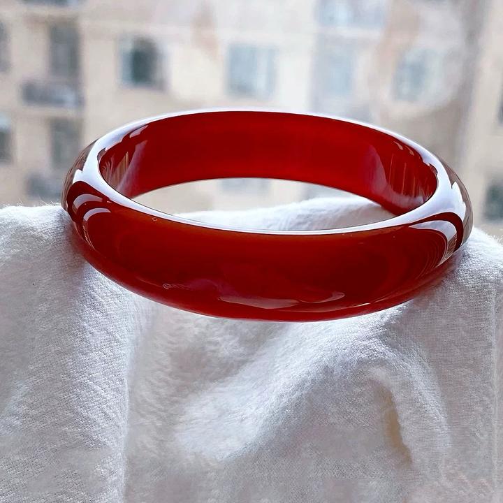 天然红玛瑙手镯平安玉镯女玉髓镯子本命年礼物送妈妈多样性发其一