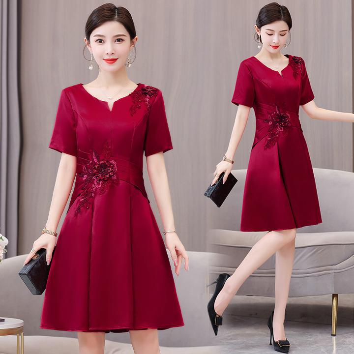 五一喜婆婆女装连衣裙2024夏季晚礼服裙年轻妈妈装婚宴装高贵显瘦