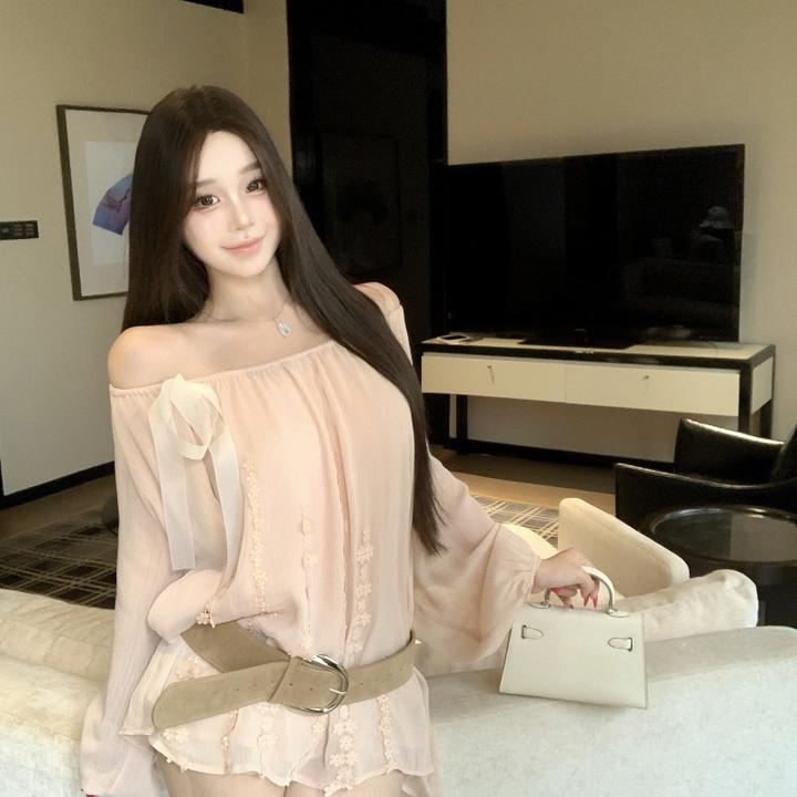 雾纱蜜语重工立体花朵灯笼袖一字领露肩衬衫长袖宽松气质雪纺上衣