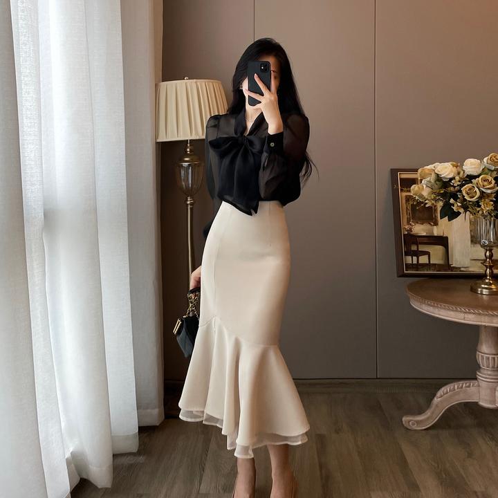 设计感小众黑色鱼尾裙半身裙2025秋季新款气质修身显瘦包臀长裙女